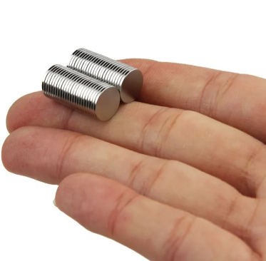 Сильні неодимові магніти 10x1мм, набір 100 шт для творчості Київ - фото 3