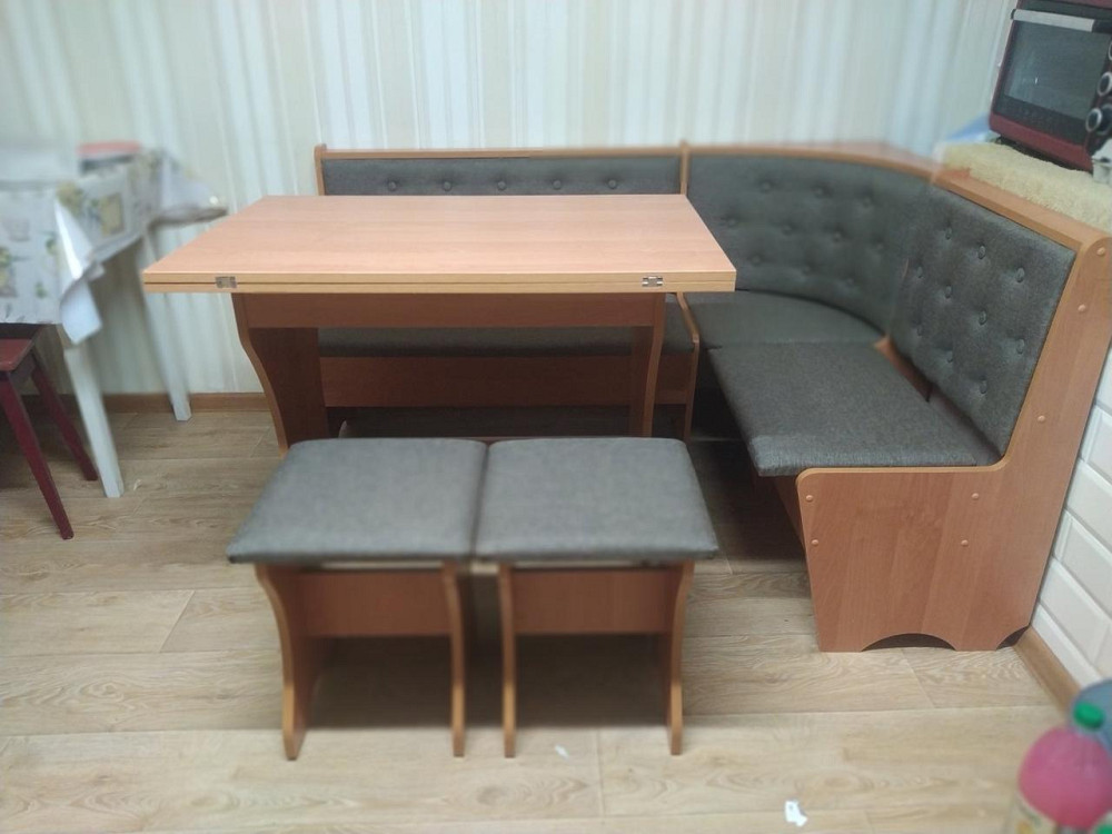 Куток кухонний зі столом та 2 табуретки 114х154 см Сімейний / Вільха Львів - фото 9