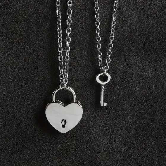 Парні підвіски “Серце-замок і ключ” — нержавіюча сталь (набір 2 кулонів) Київ