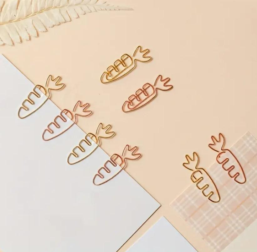 10 шт. Скріпки для паперу у формі морквини | Кольорові креативні закладки, мультяшні канцелярські ак Київ - фото 1