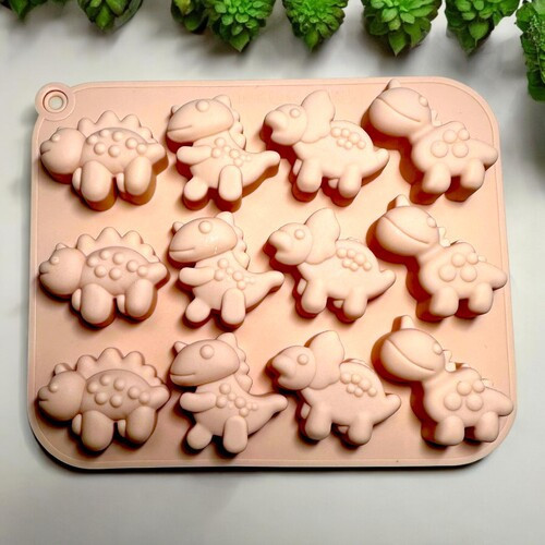 Форма силиконовая на 12 изделий 18 х 15 см Дино для конфет, печенья, антипригарная Одесса - изображение 1