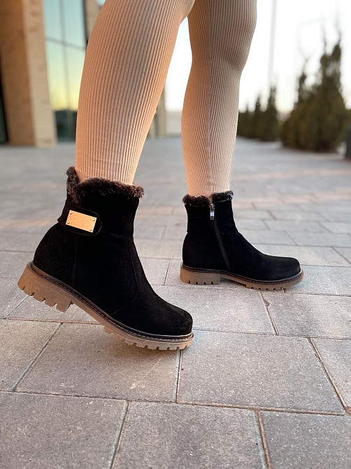 Черевики жіночі D and V чорні замшеві зимові 39р. (2189) Коломия - фото 3