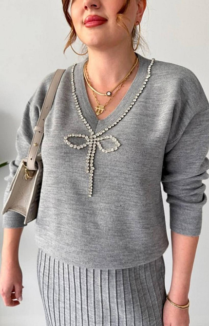 Жіночий теплий елегантний костюм: светр і плісирована спідниця машинне в'язання Сірий Одеса - фото 3