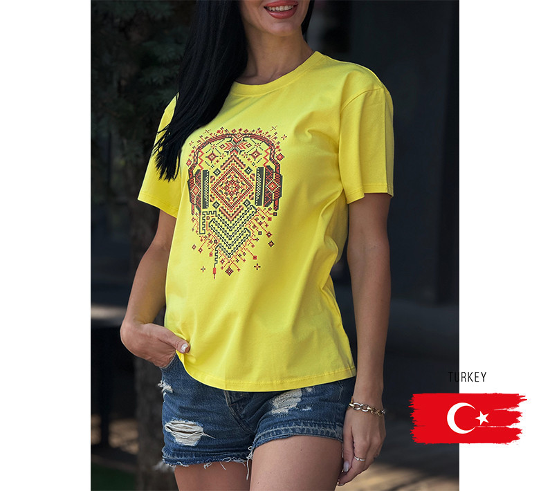 Женская футболка из хлопка 