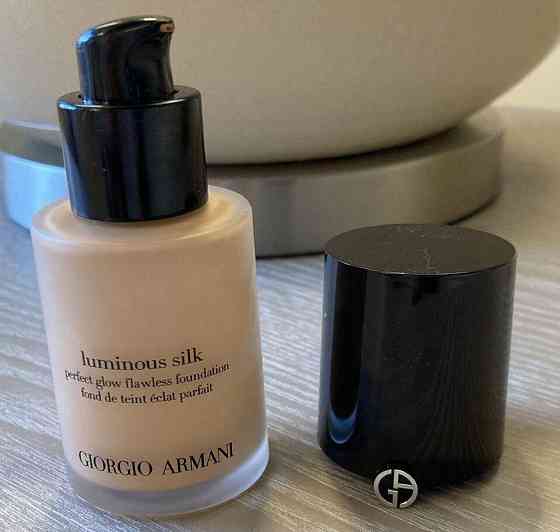 Тональний крем Giorgio Armani Luminous Silk Foundation 4.25 Слов'янськ