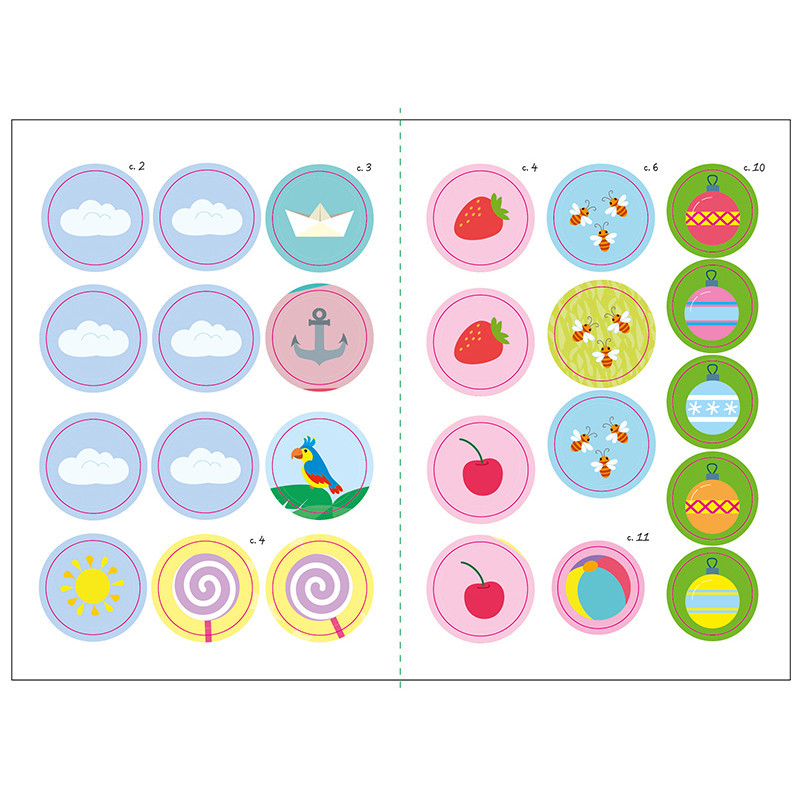 Книжка с наклейками Малыш Кис-Кис 