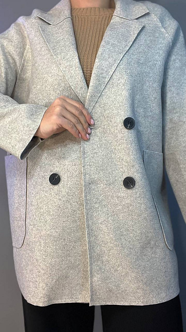 Жакет женский LADY YEP 2057 оверсайз удлиненный с карманами бежевый, бежевый, one size Киев - изображение 8