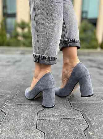 Nivelle Туфлі жіночі NIVELLE сірі натуральна замша каблук 9 см 35-40 (1592/8051-8045) Коломия