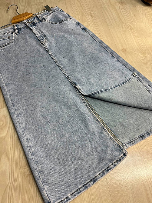 Юбка женская джинсовая Liana 421 россыпь камешков прямая разрез впереди стрейчевая большие размеры голубая, голубой, 4О, 40, 105 см, 127 см Киев - изображение 16