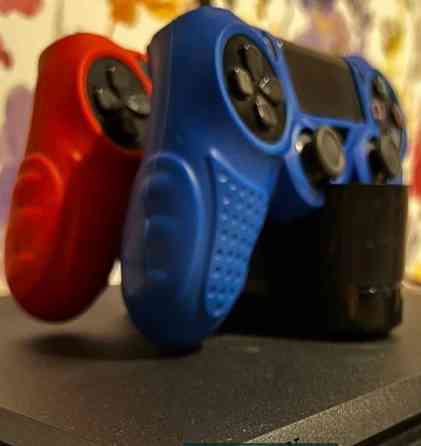 Приставка SONY PlayStation 4 Slim. Киев