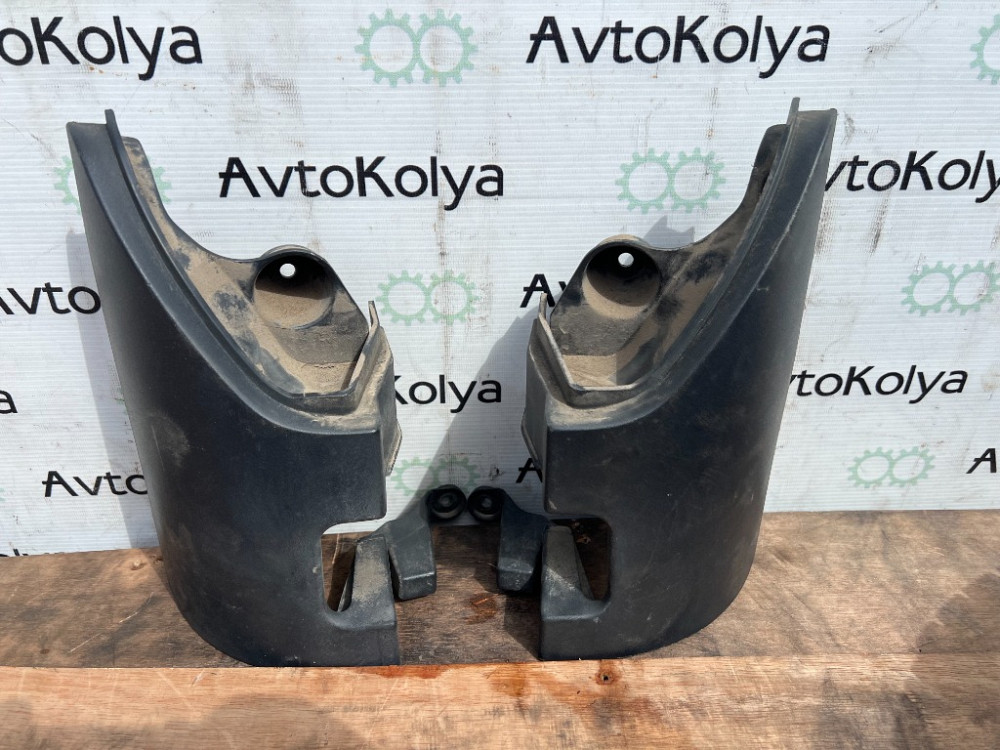 Пластик під ліхтар правий (вставка) Renault Kangoo 2008-2015 (8200557188) Ковель - изображение 1