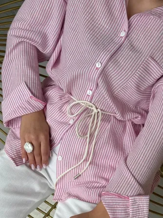 Льняная рубашка негабаритного размера — идеальный выбор для весны и лета. Одесса