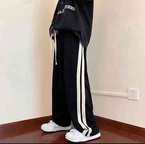 Унисекс брюки оверсайз кроя с лампасами двунить Одесса