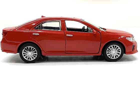 Машинка металева АвтоЕксперт Toyota Camry 1:32 відчиняються двері та багажник Червона (LF-79509) Чернігів