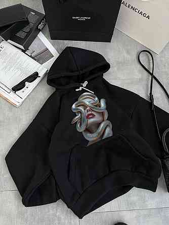 Жіноча трендова худі з символом мудрості з якісної тринитки на флісі Одеса