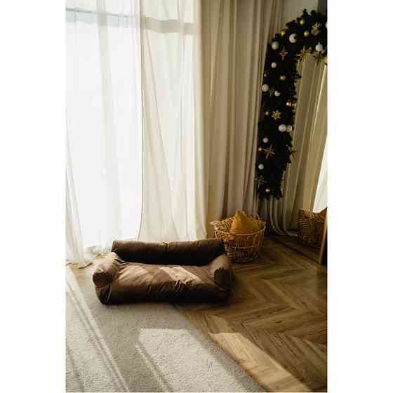 Велюровий диванчик для собак і котів Incor коричневий 10073 L (100х60х30) Київ