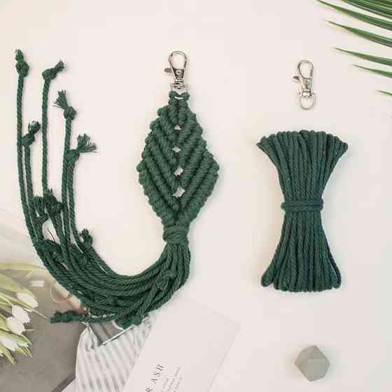 Набор макраме ручного вязания и для рукоделия брелока 