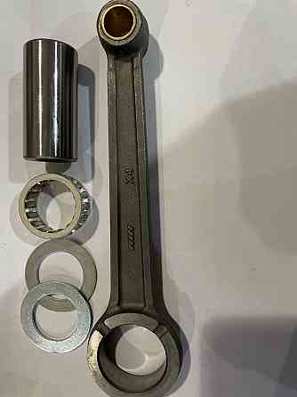 Шатун ИЖ ПЛАНЕТА (+втулка, нижний сепаратор, палец, шайбы) Мукачево