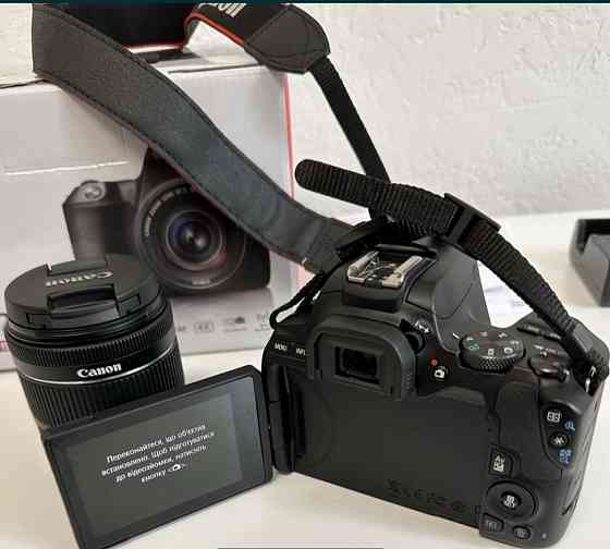 Фотоаппарат Зеркальный Canon EOS 250D. Киев