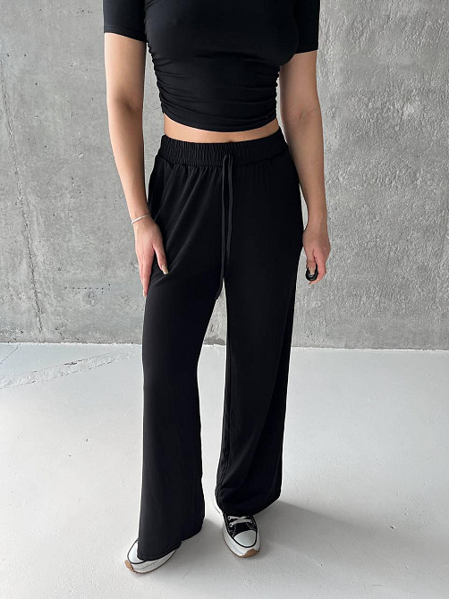 Женский прогулочный костюм двойка: футболка и штаны вискоза 42/44, Черный Одесса - изображение 2