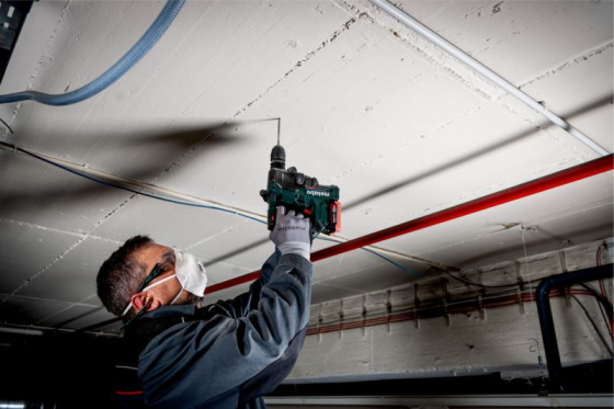 Потужний акумуляторний перфоратор Metabo Powermaxx BH 12 BL 16 : з АКБ 12V 2шт-4.0 Ач, 1.3 Дж (600207850) Київ