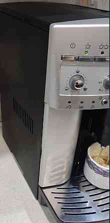 Кофемашина Delonghi Magnifica Eco. Київ