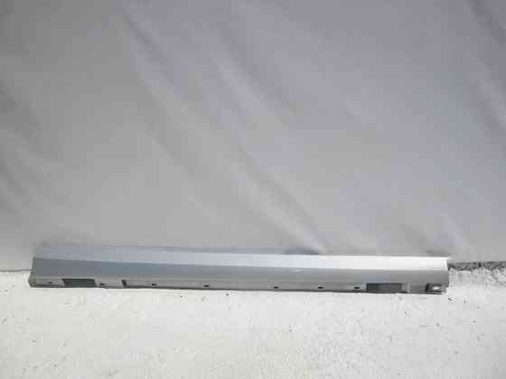 Mercedes-Benz  A2046980454 Поріг пластиковий правий C-Class W204 Одеса