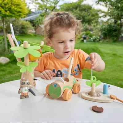 Ігровий набір Hape дерев&apos;яний Електрокар для садіння дерев (E3417) Вінниця