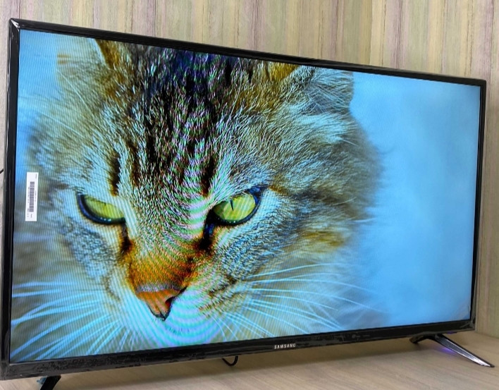 Телевизор Samsung Smart TV 39