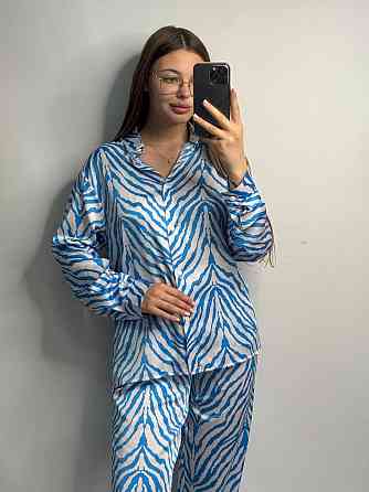 Женский шелковый костюм со штанами Голубой XL/2XL Харьков