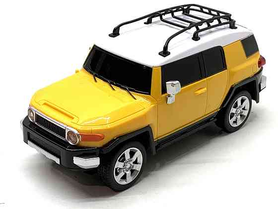 Машина TOYOTA FJ CRUISER на пульті керування Жовта (27055) Чернігів