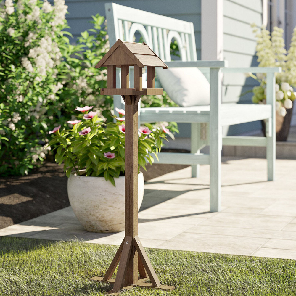 Кормушка на стойке 