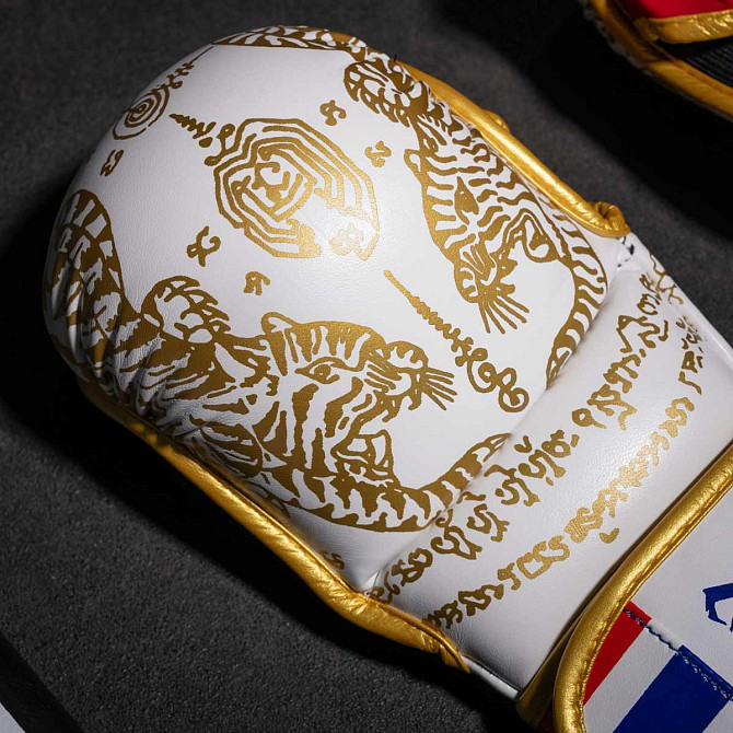 Рукавиці для ММА Phantom Muay Thai White Gold L/XL (капа у подарунок) Кам'янське - фото 6