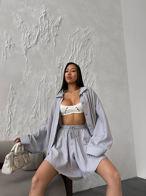 Жіночий літній оверсайз костюм-двійка: сорочка та шорти льон Сірий Одеса - фото 6