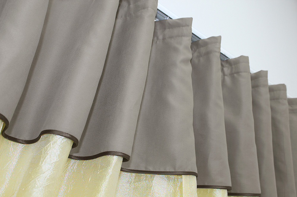 Кухонные шторы VR-Textil № 073к с ламбрекеном и подхватами светло-золотистый с какао 270х170 см (52-0168) Киев - изображение 5