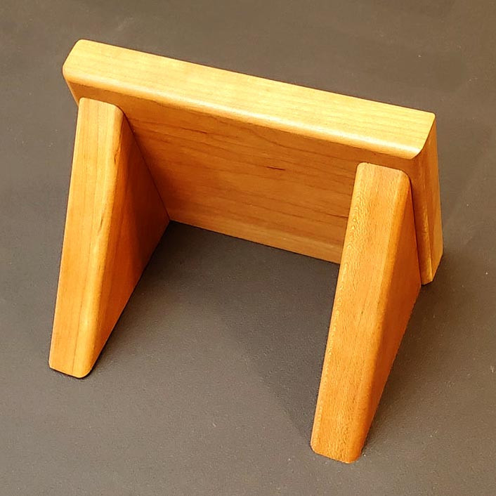 Полка для акустических систем 