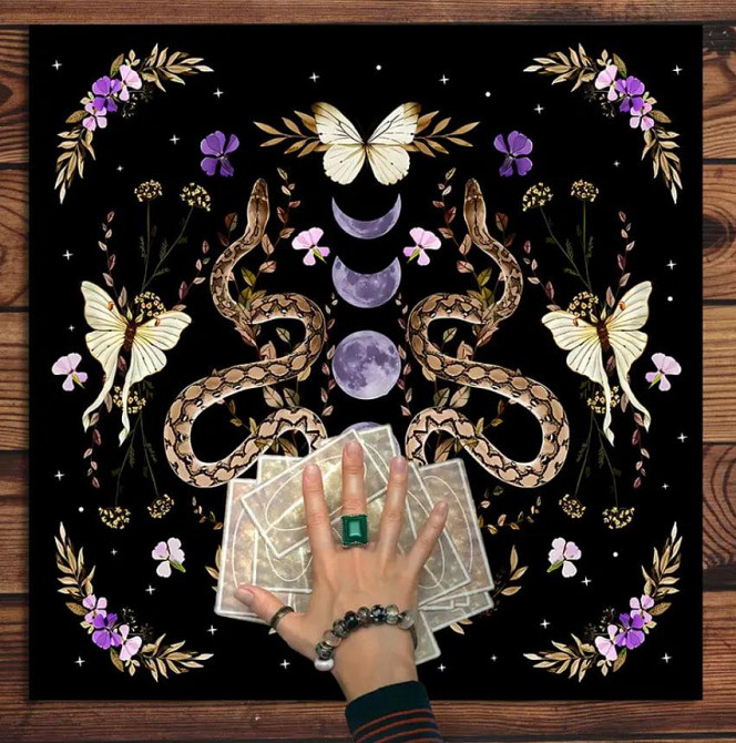 Алтарная скатерть для карт Таро и Рун. Скатерть для гадания 49*49 см.Скатерть для таро со змеей и фа Киев - изображение 3