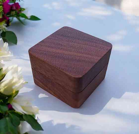 Коробочка для колец деревянная,коробка ювелирная свадебная, футляр обручальных колец для свадьбы или предложения руки и серца Каменец-Подольский