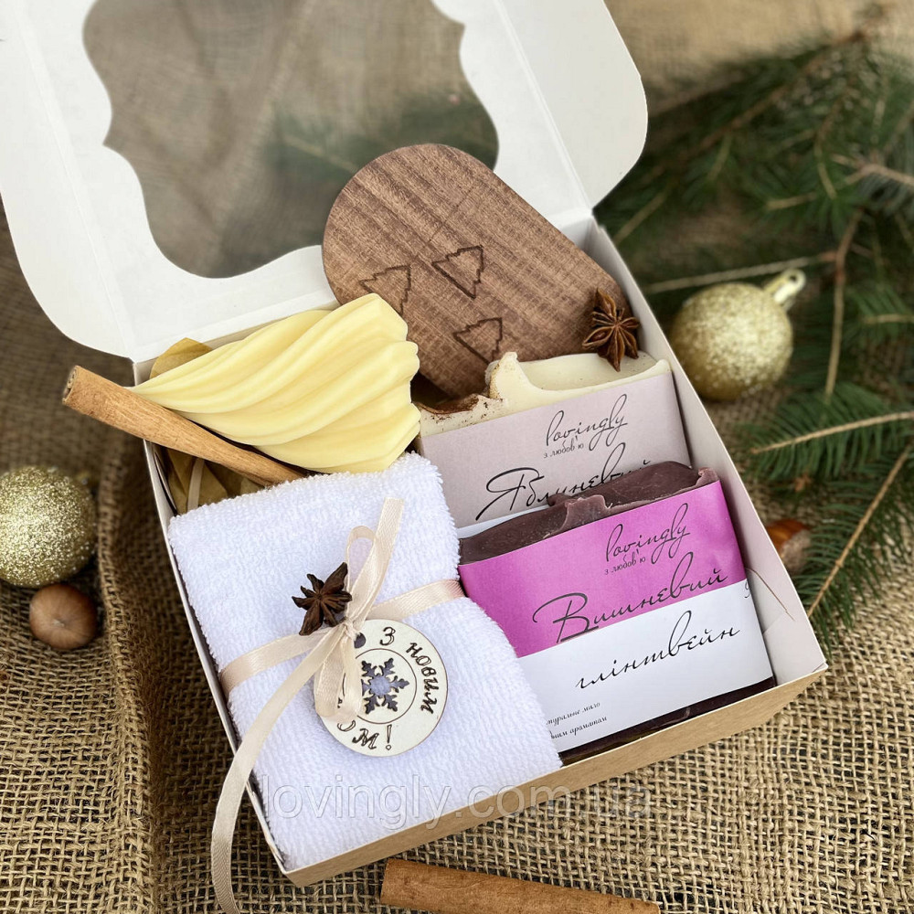 Зимний подарочный набор с натуральным мылом и свечей Ирпень - изображение 1