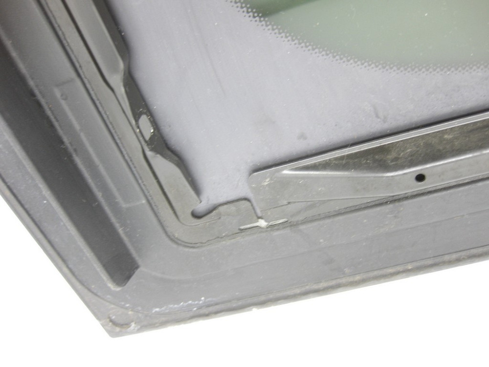 Mercedes-Benz  A2137800800 Скло панорамного даху середнє зсувне E-Class W213 B-Class W247 EQA H243 Одеса - фото 10