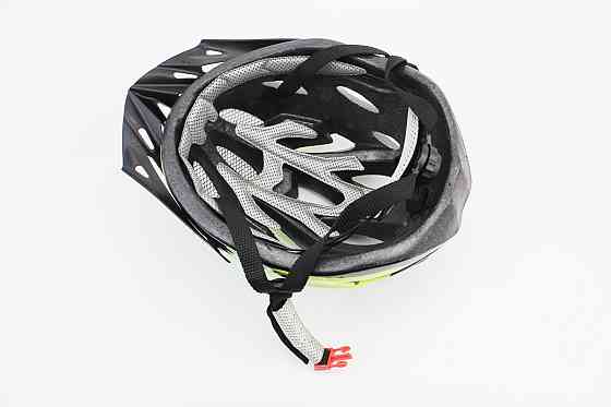 Шолом велосипедний M (54-57 см) знімний козирок, 18 вент. отворів, чорно-зелений AVHM-02 Київ