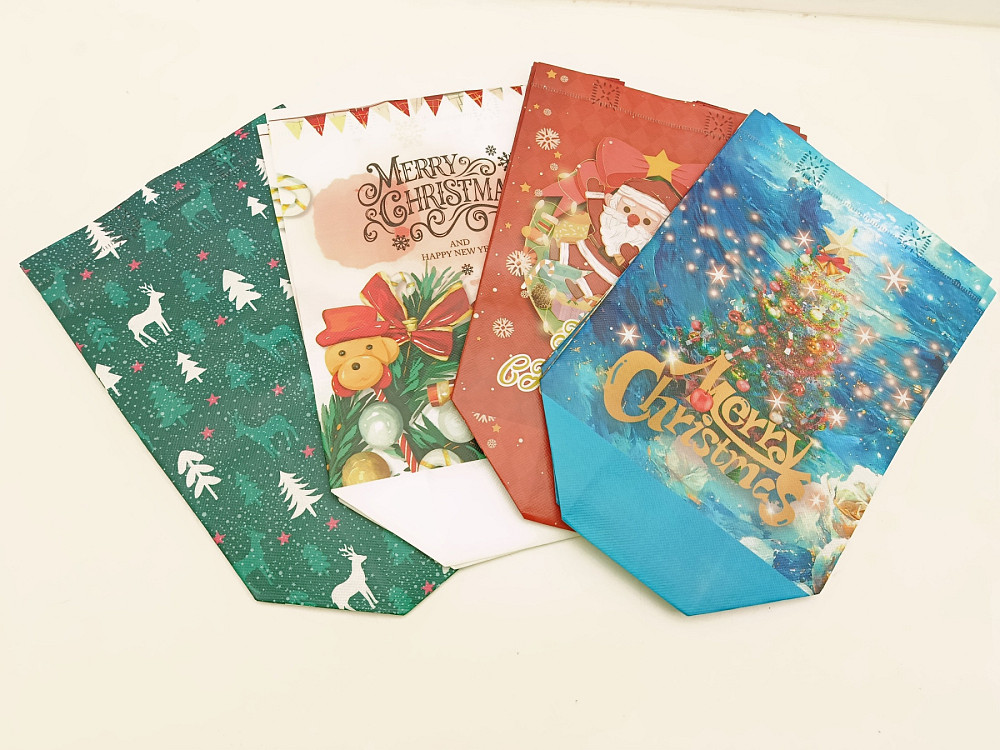 Набір святкових подарункових пакетів 8 шт 20х30 см Луцк - изображение 1