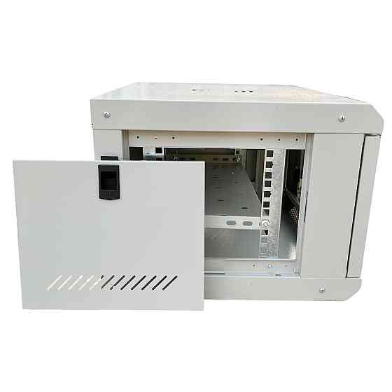 Шкаф серверный настенный с полкой GEAR 6U 19'' 600x450x300 Серый (GWMSN-6U-600-450G) Киев