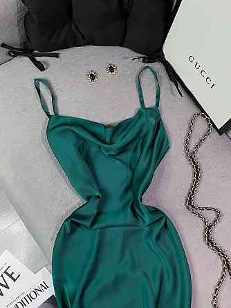 Жіноче романтичне елегантне плаття шовк Зелений, 44/46 Одеса