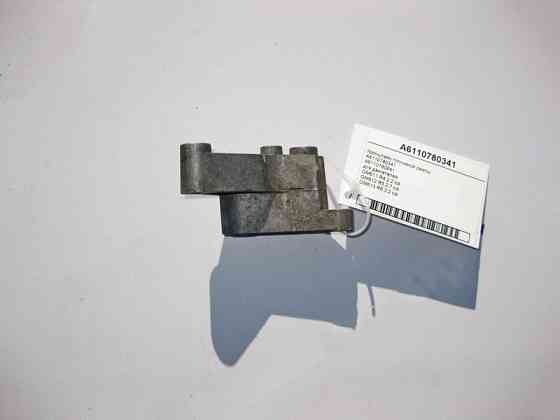 Mercedes-Benz  A6110780341 Кронштейн паливної рампи двигунів OM611 R4 2.2 cdi OM612 R5 2.7 OM613 R6 3.2 C-Class W202 W203 E-Class W210 S-Class W220 Одесса