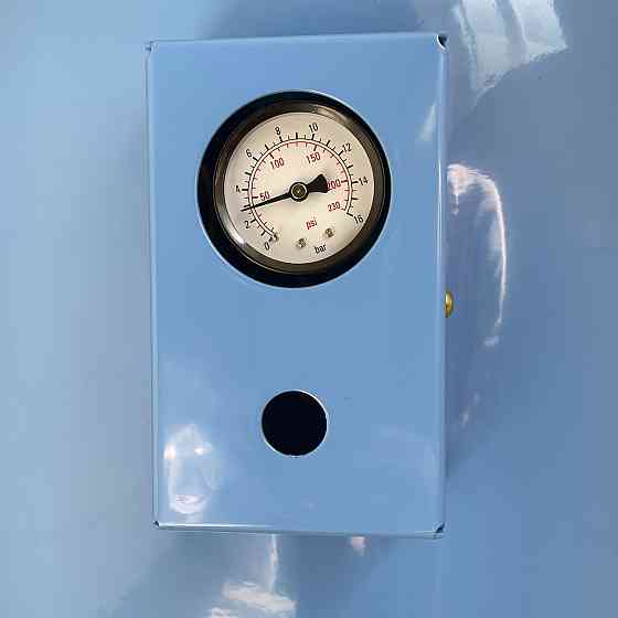 Гідроакумулятор 300л VOLKS pumpe 10 bar вертикальний (з манометром) (000008939) Київ