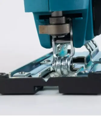 Лобзик аккумуляторный 21В 6 Ач Безщеточный Коломия