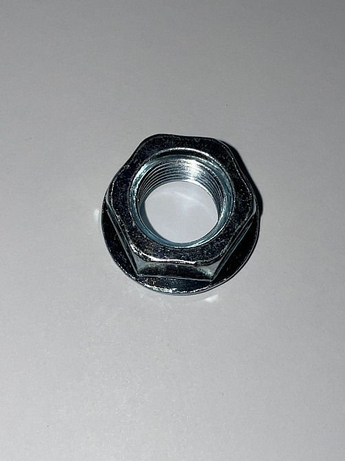 Гайка крепления маховика мотоблок 190N S Мукачево - изображение 1