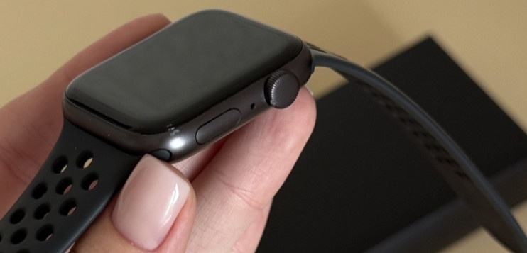 Смарт -Часы Apple Watch SE 44mm. Space Gray. Киев - изображение 4