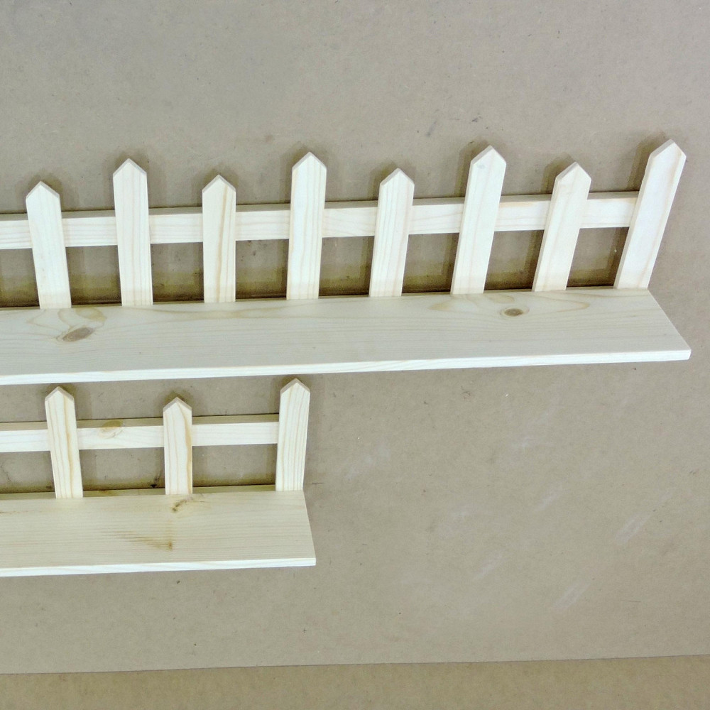 Полка настенная для цветов 